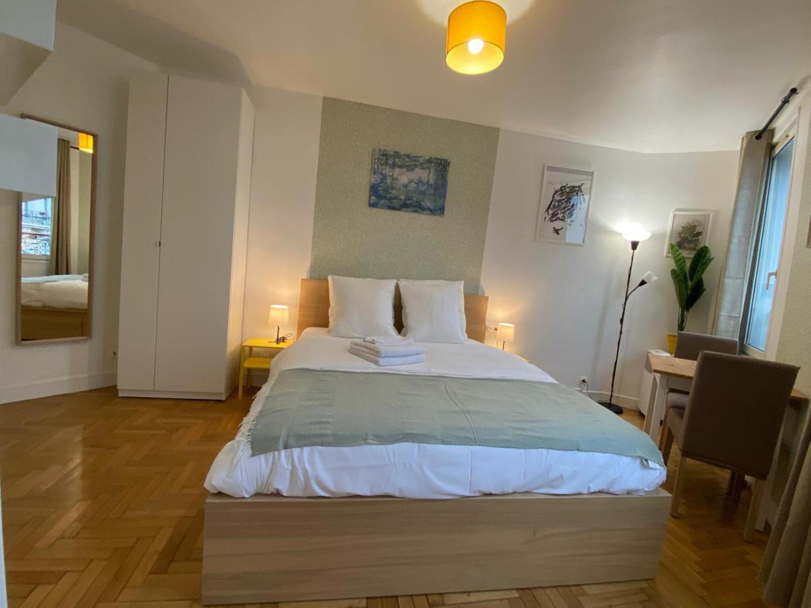 Studio Number 6 Pantin Bagian luar foto