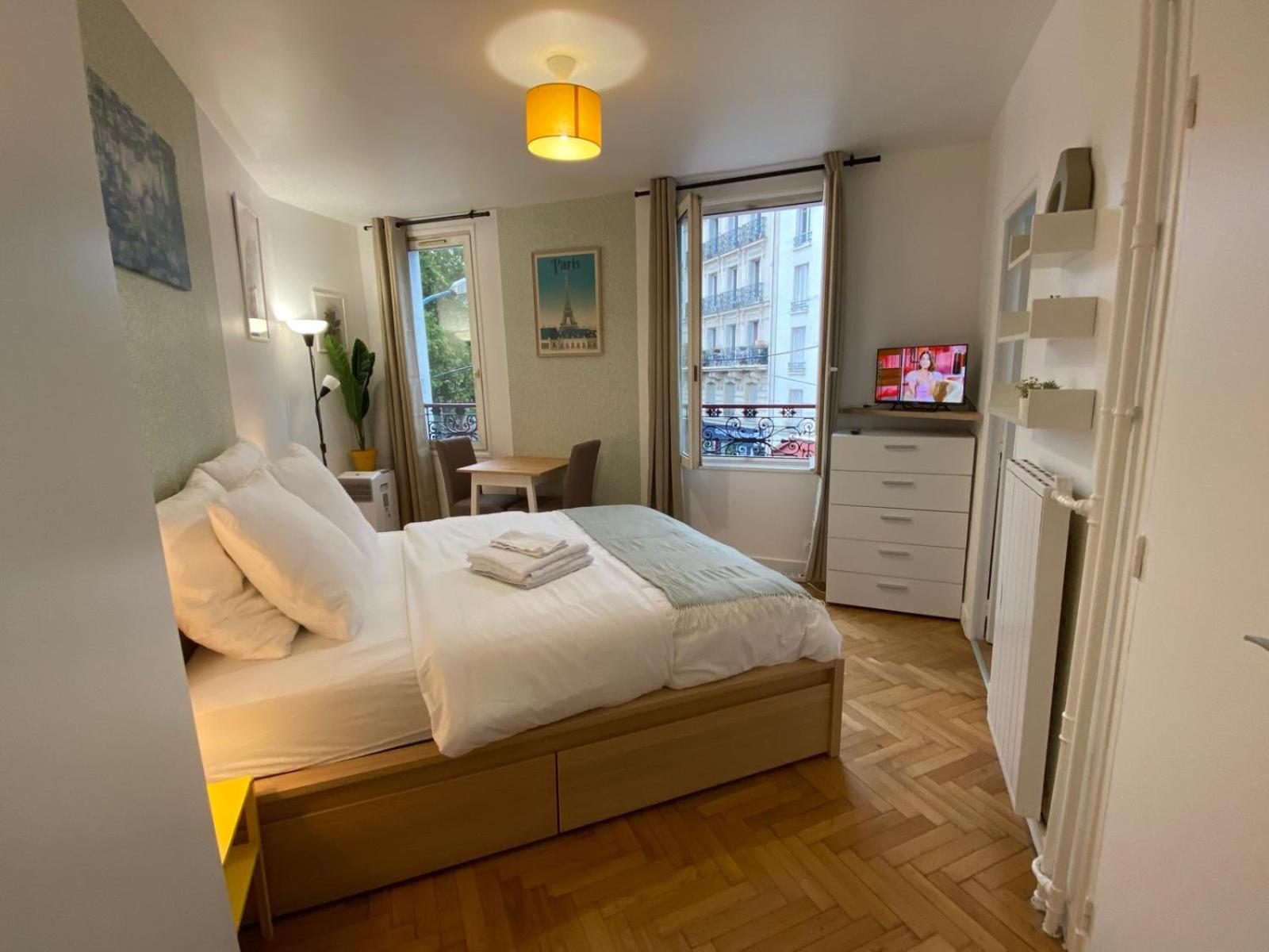 Studio Number 6 Pantin Bagian luar foto