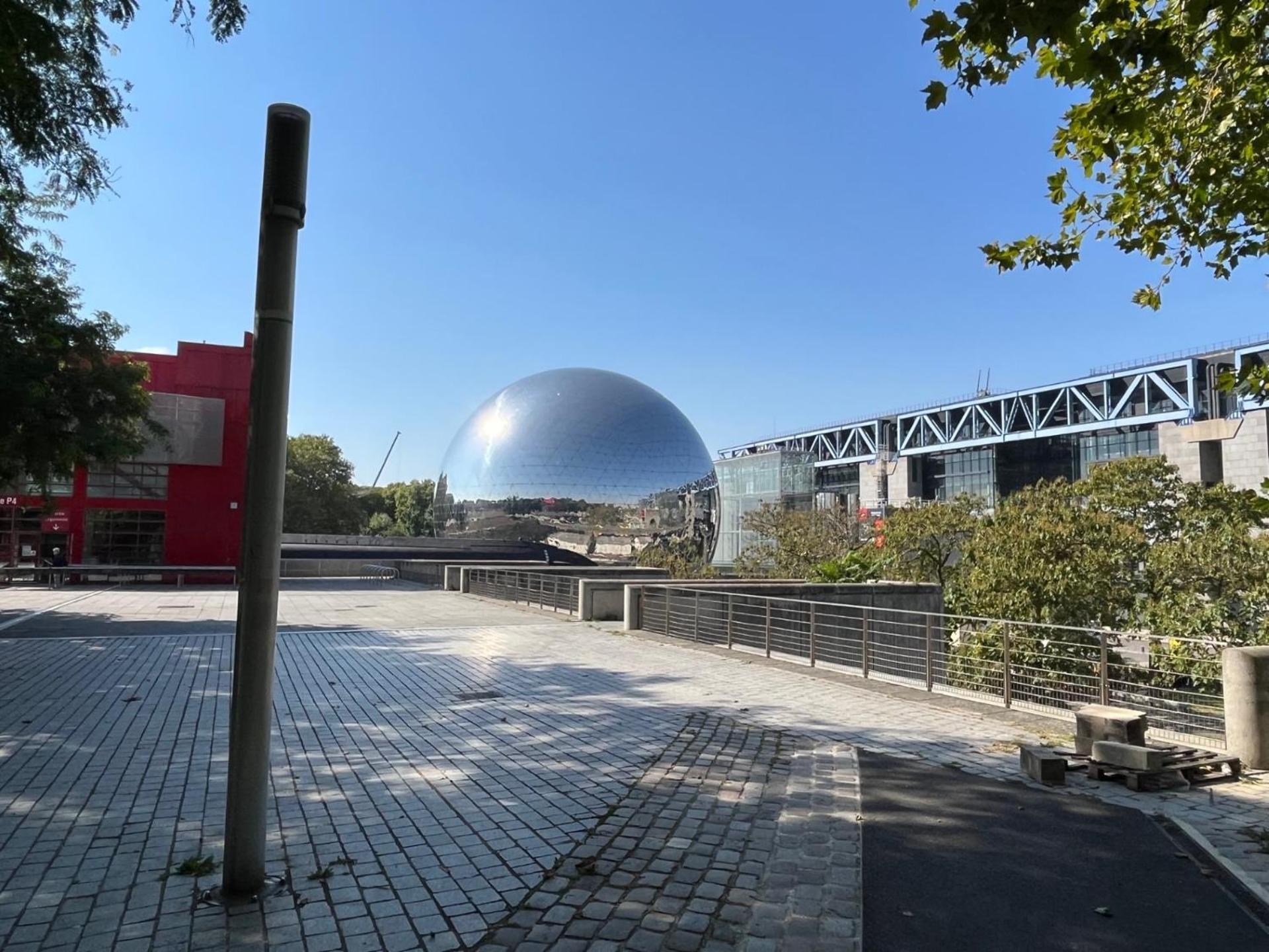 Studio Number 6 Pantin Bagian luar foto