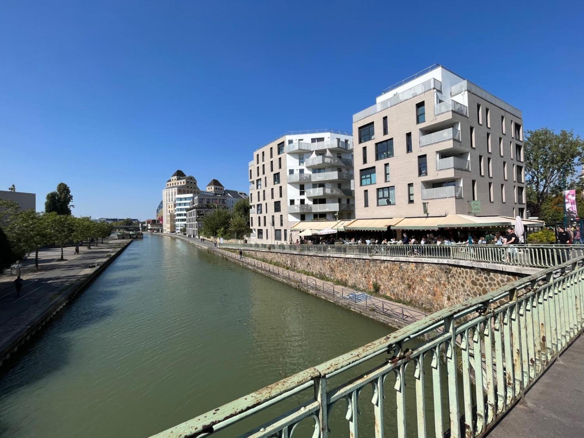 Studio Number 6 Pantin Bagian luar foto